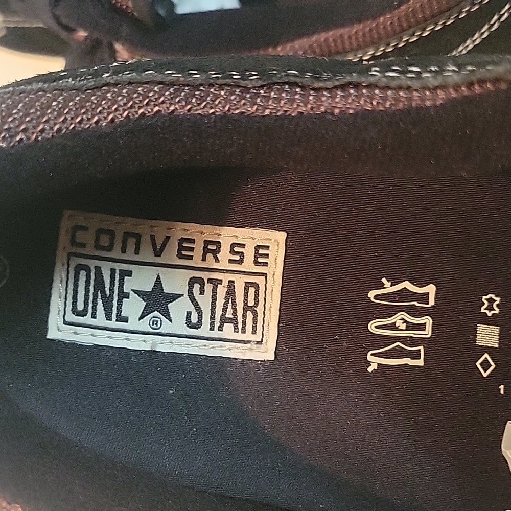 CONVERSE MENS SIZE 10.5 - Picture 6 of 14